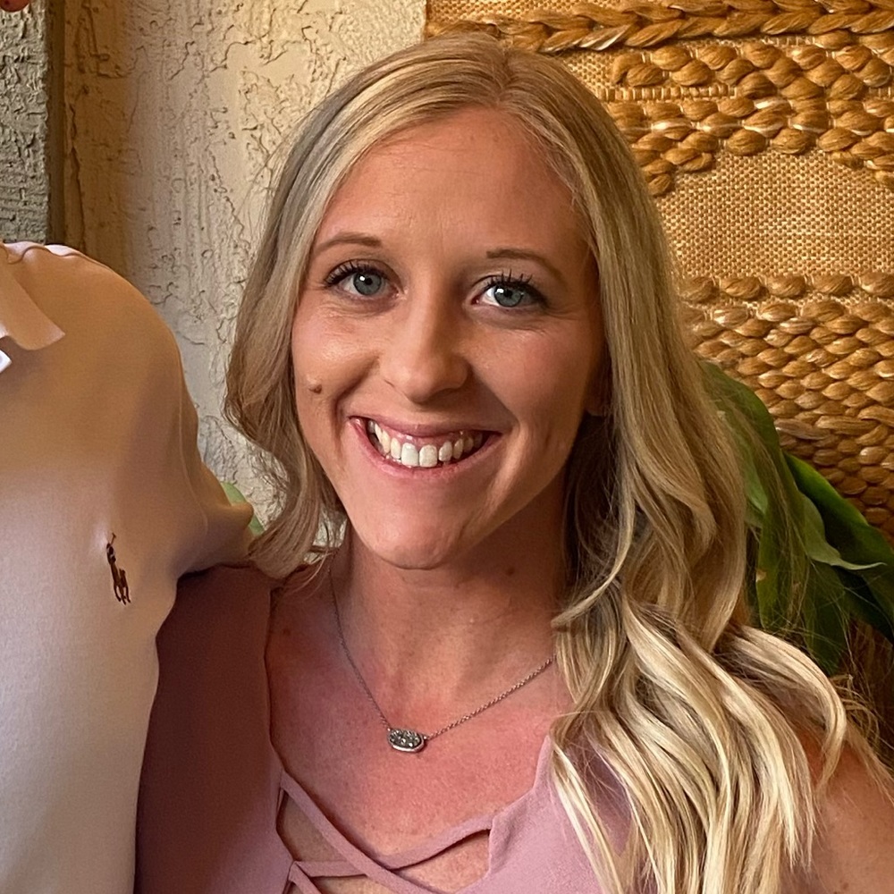 Meet your Posher, Jennifer